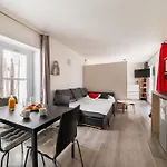 Grand Studio Tout Confort - Republique Paris 10
